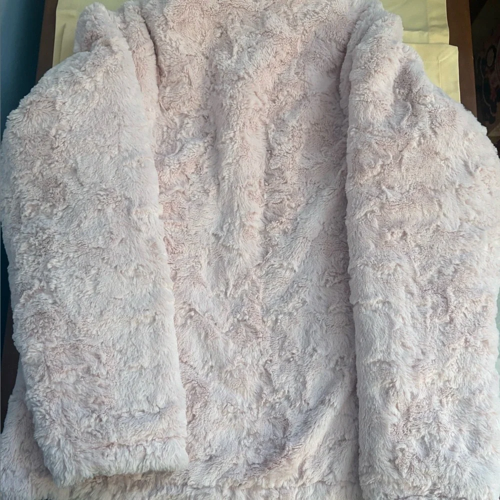 North Face Reversible Black and Pink Coat in Girls XL (size 18)